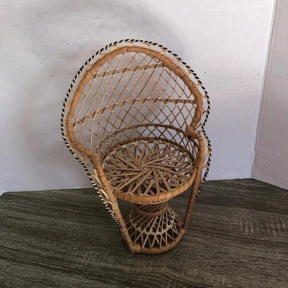 Vtg Plant Stand Peacock Chair - Picture 3 of 9